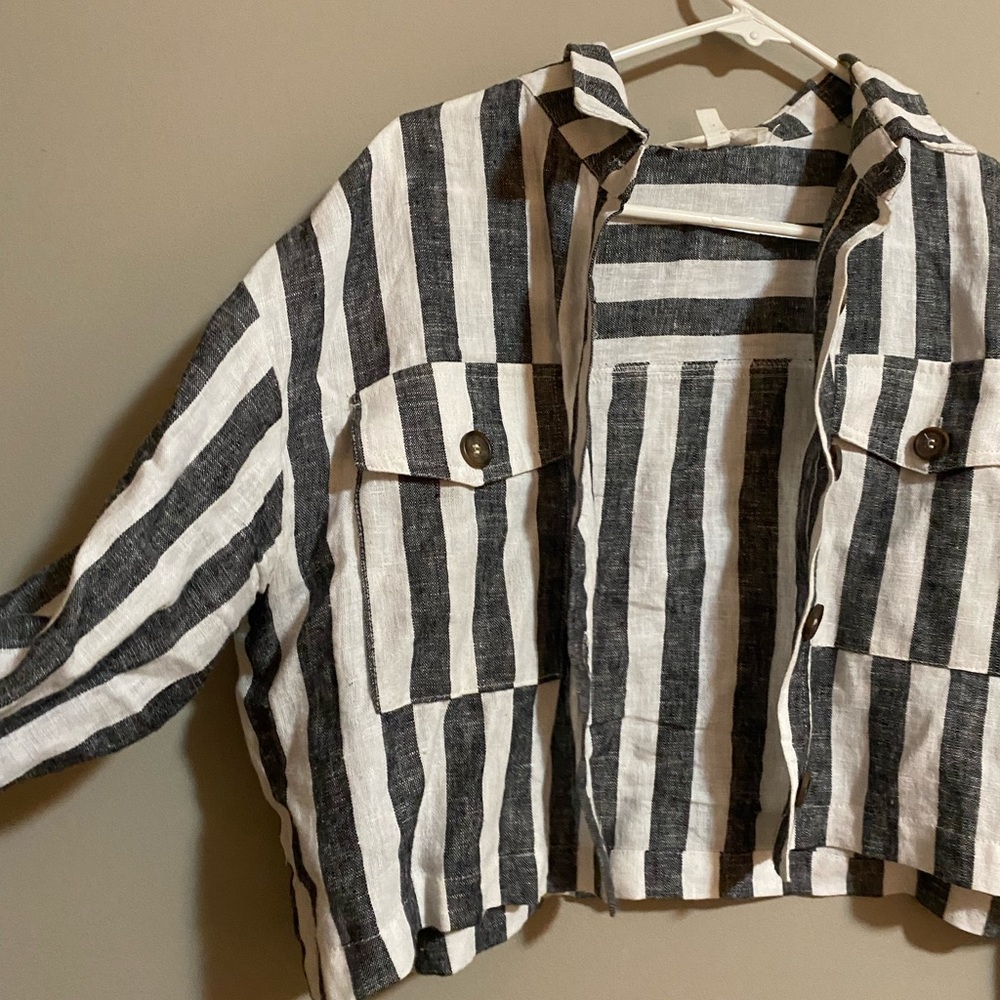 cropped jacket - Picture 2 of 3